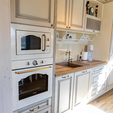 Ozonia Wellness House