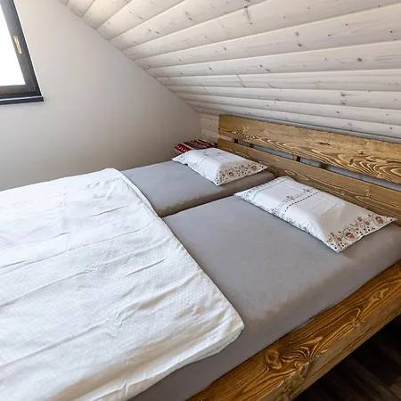 Chalet Ozonia Wellness House *