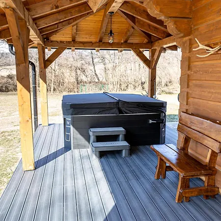 Ozonia Wellness House