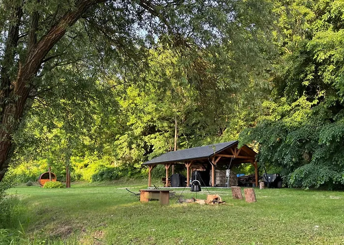 Ozonia Wellness House Шале *