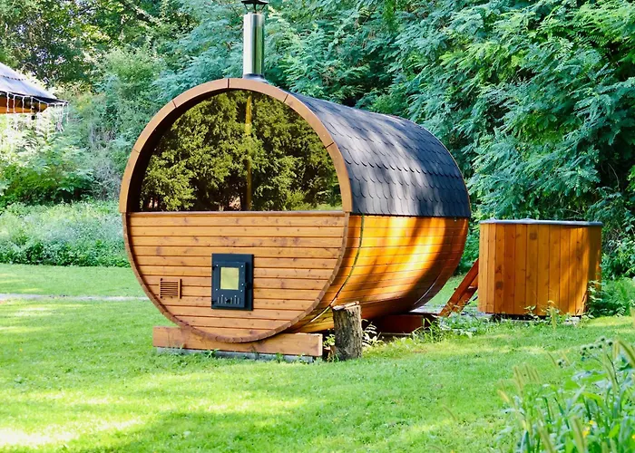 Шале Ozonia Wellness House Sahy